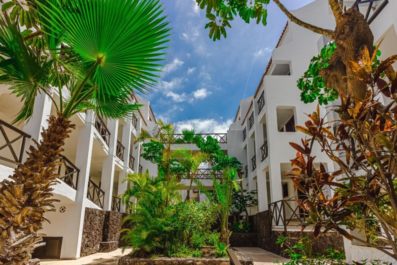 Parque Santiago 1 The First Line Apartment ปลายาเดลาสอเมริกาส ภายนอก รูปภาพ
